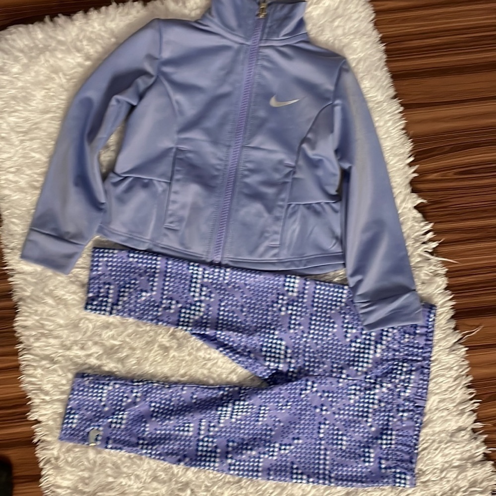 NIKE Sweatsuit NWOT Size 2T - Picture 2 of 13